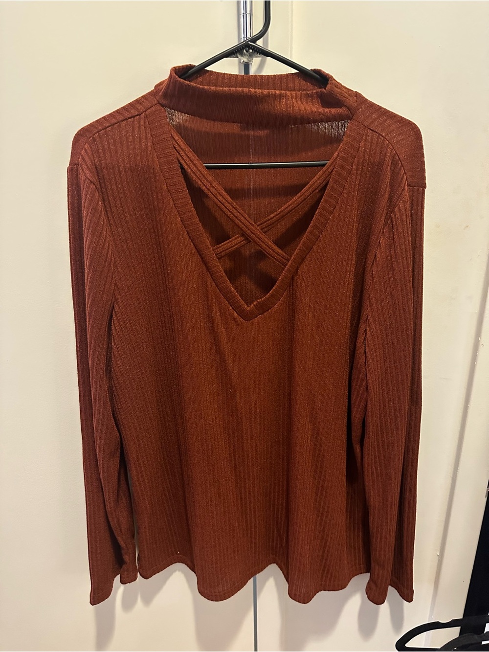 SHEIN Rust Ribbed Crisscross V-Neck Top